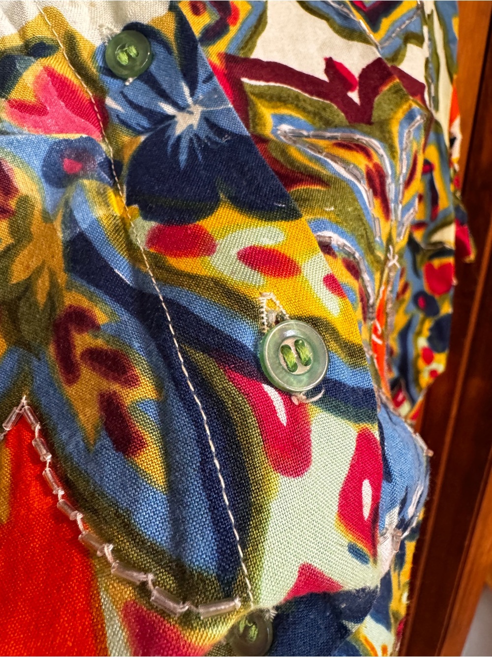 357. Floral Multi-Color Button-Down Shirt - Women - Picture 5 of 11